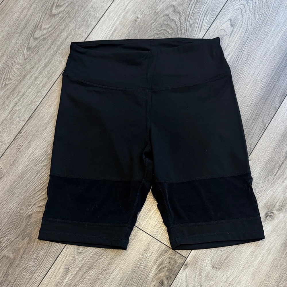 Black High-Athleisure Shorts